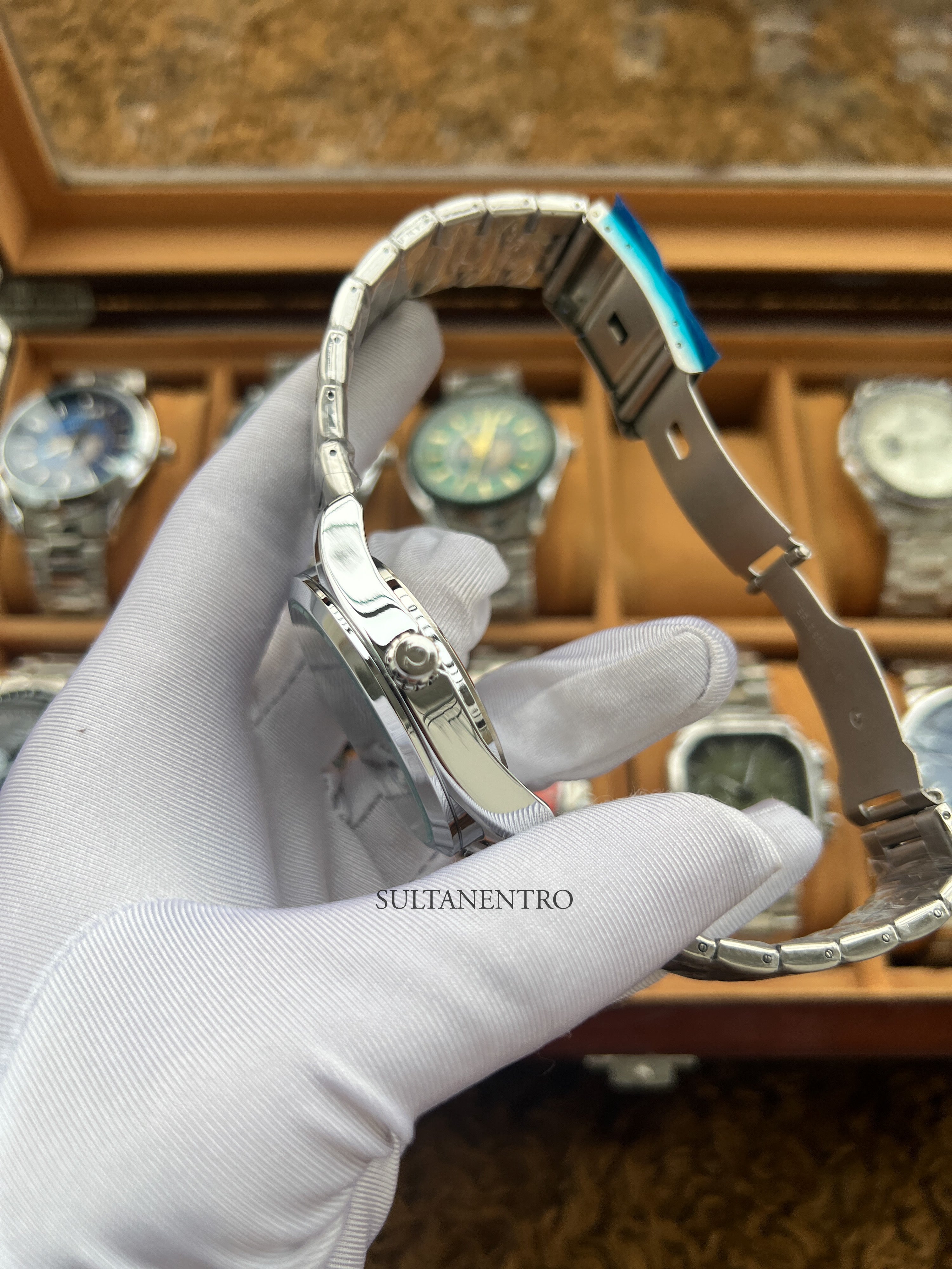 Omega Seamaster Co-Axial Watch