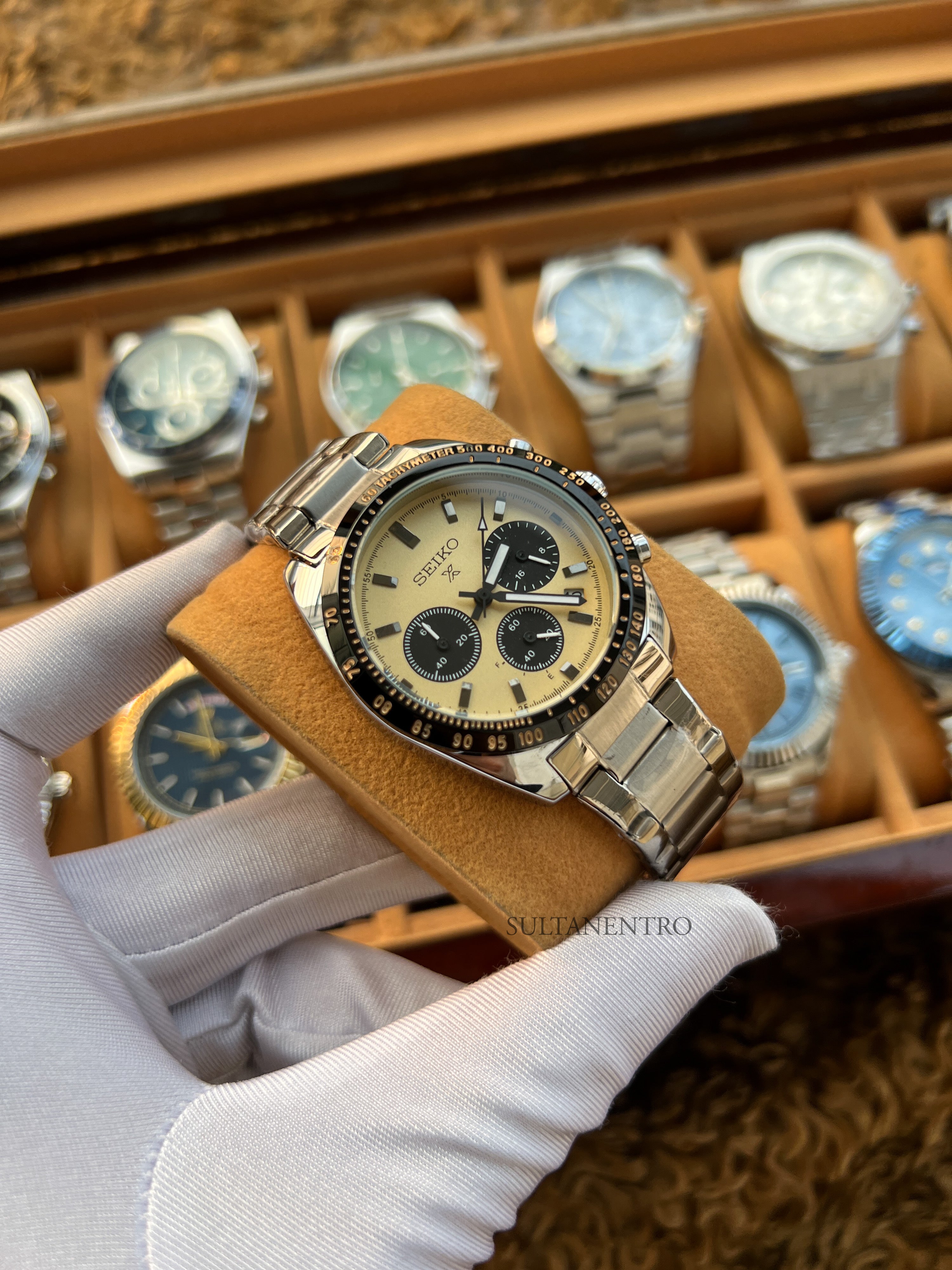 Seiko X Panda Dial Chronograph Watch