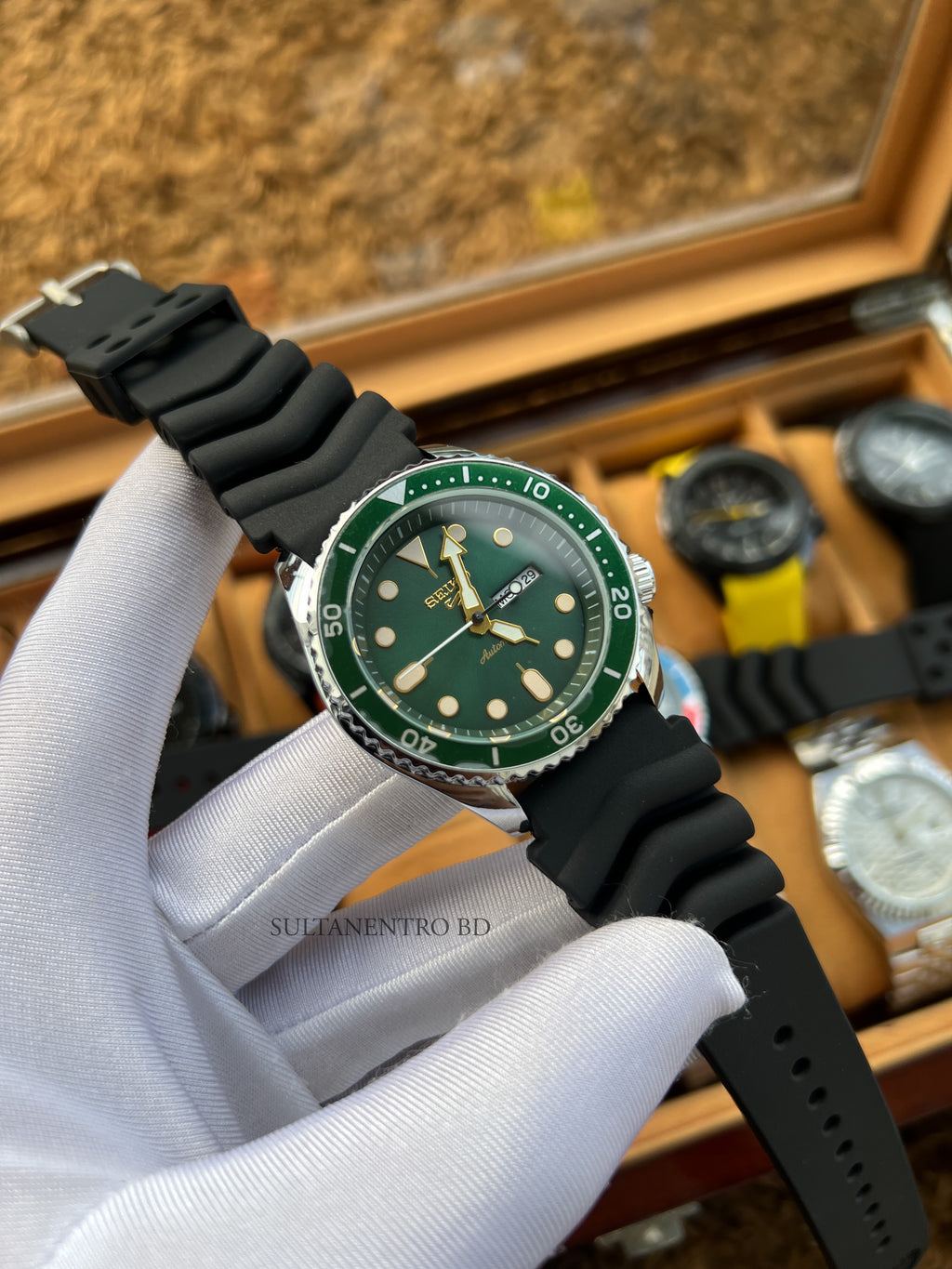 Seiko Sports 7 Watch (Sweep Movement)