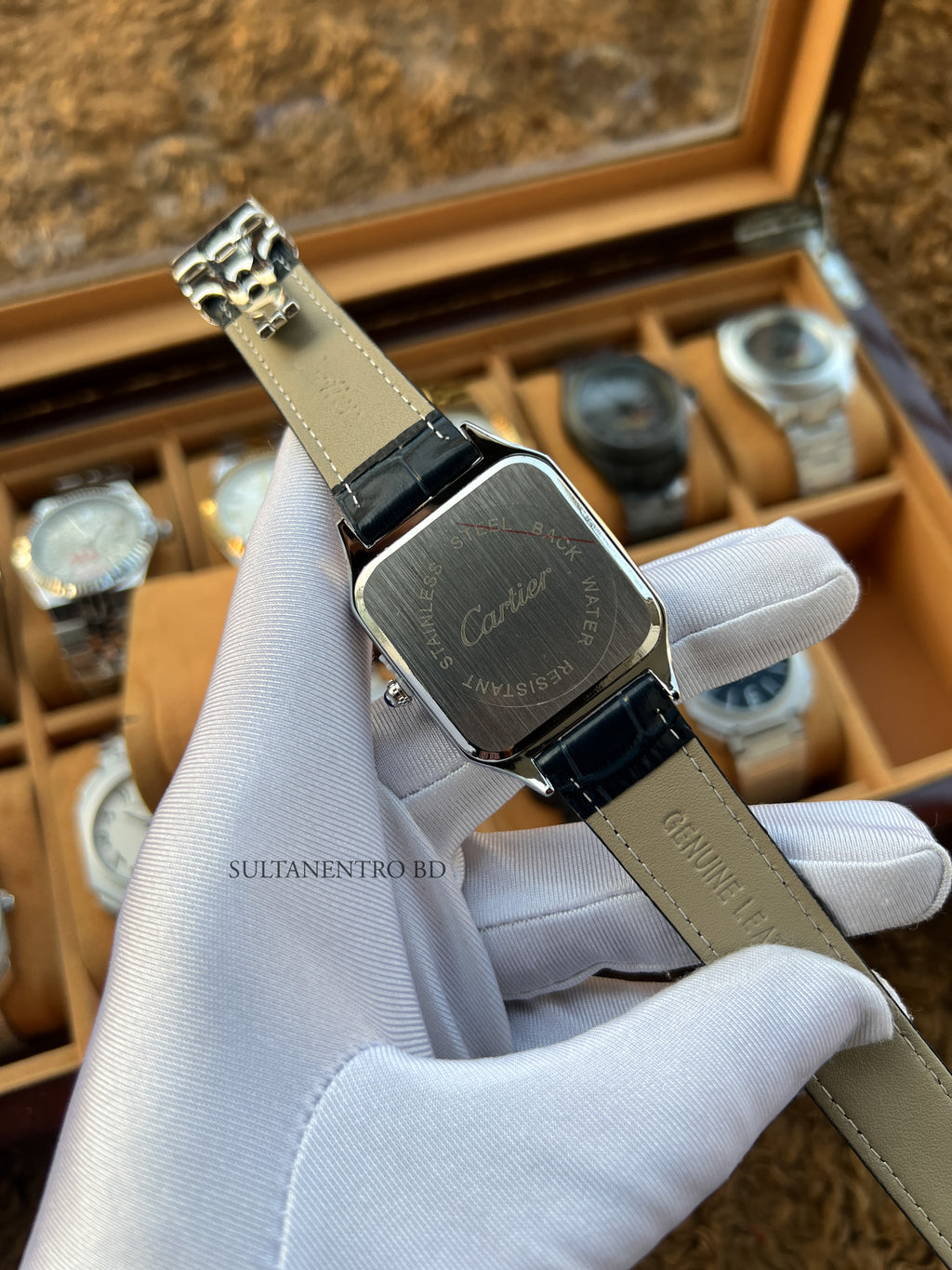 Cartier Santos (Old Money) – Quartz Movement
