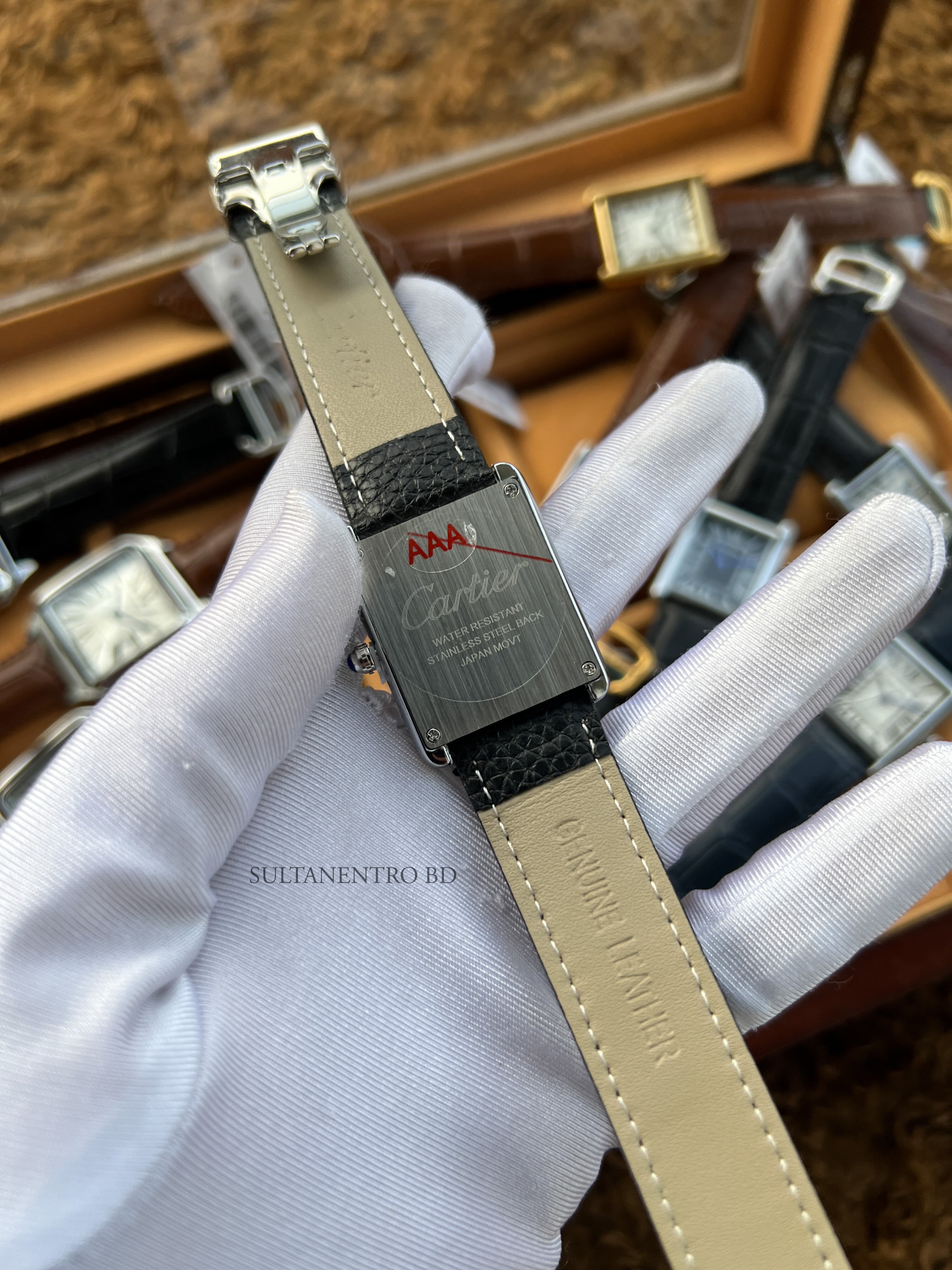 Cartier Tank (Old Money) – Quartz Movement