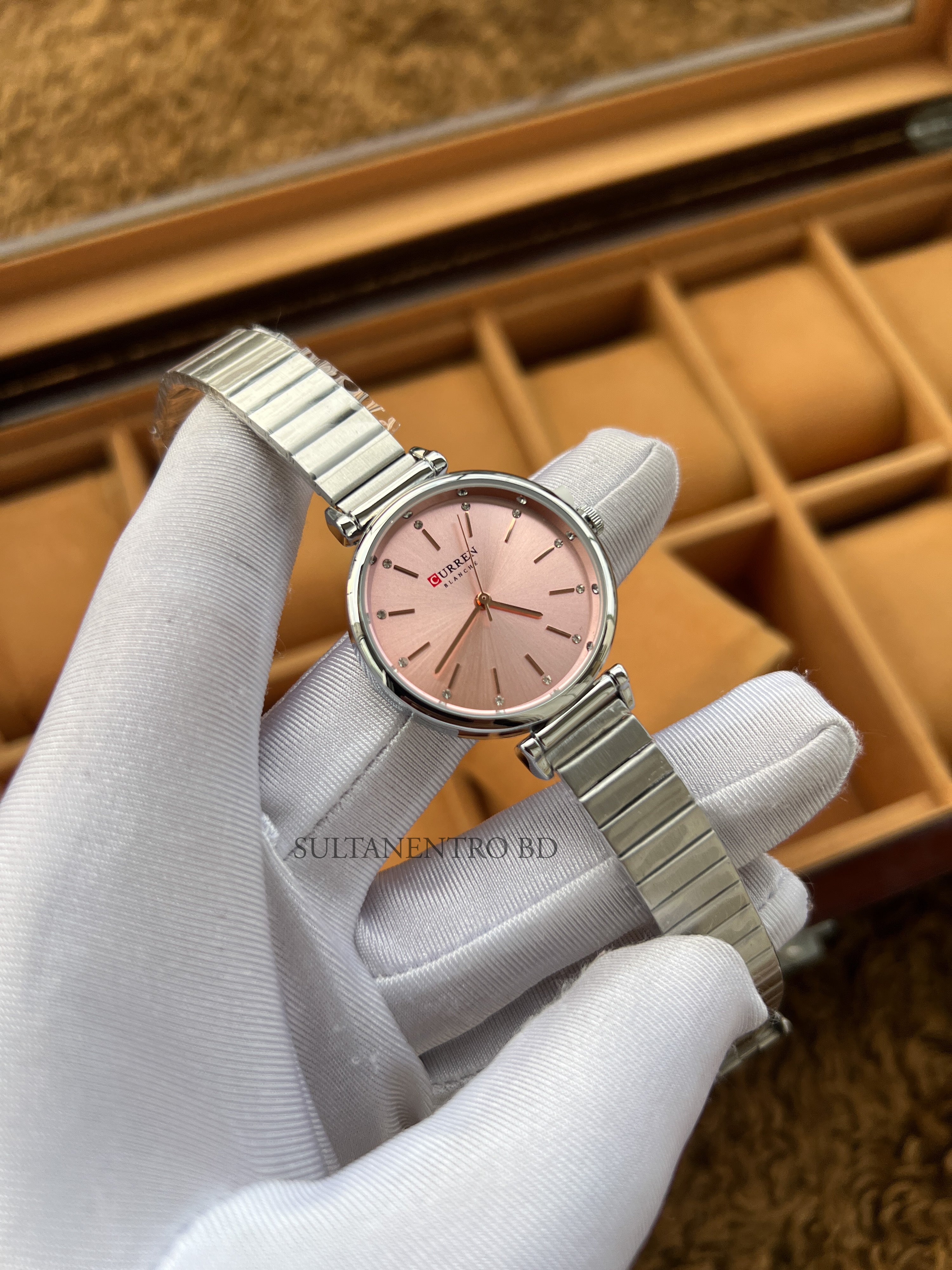 Curren (C-9081) Original Female Watch