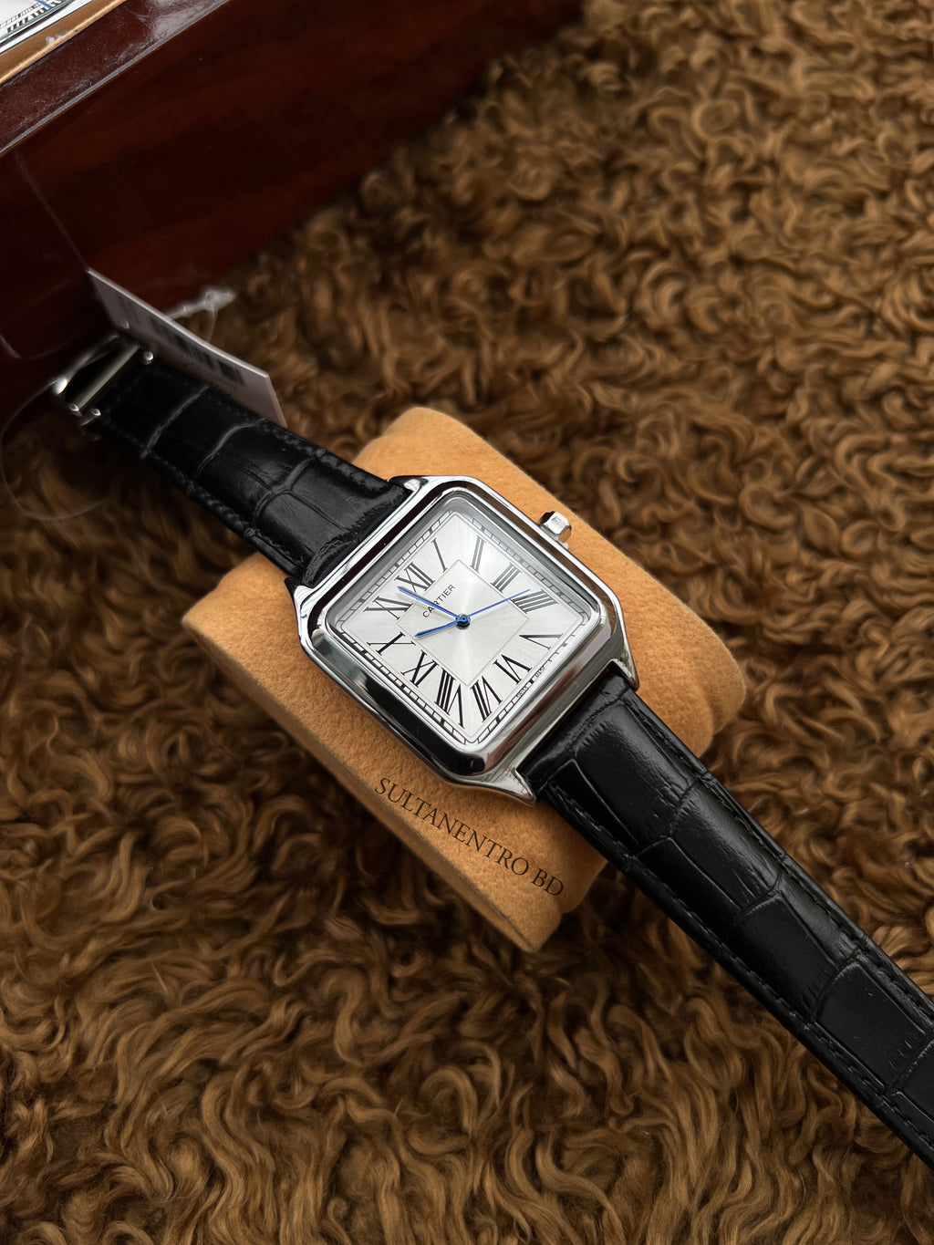 Cartier Santos (Old Money) – Quartz Movement