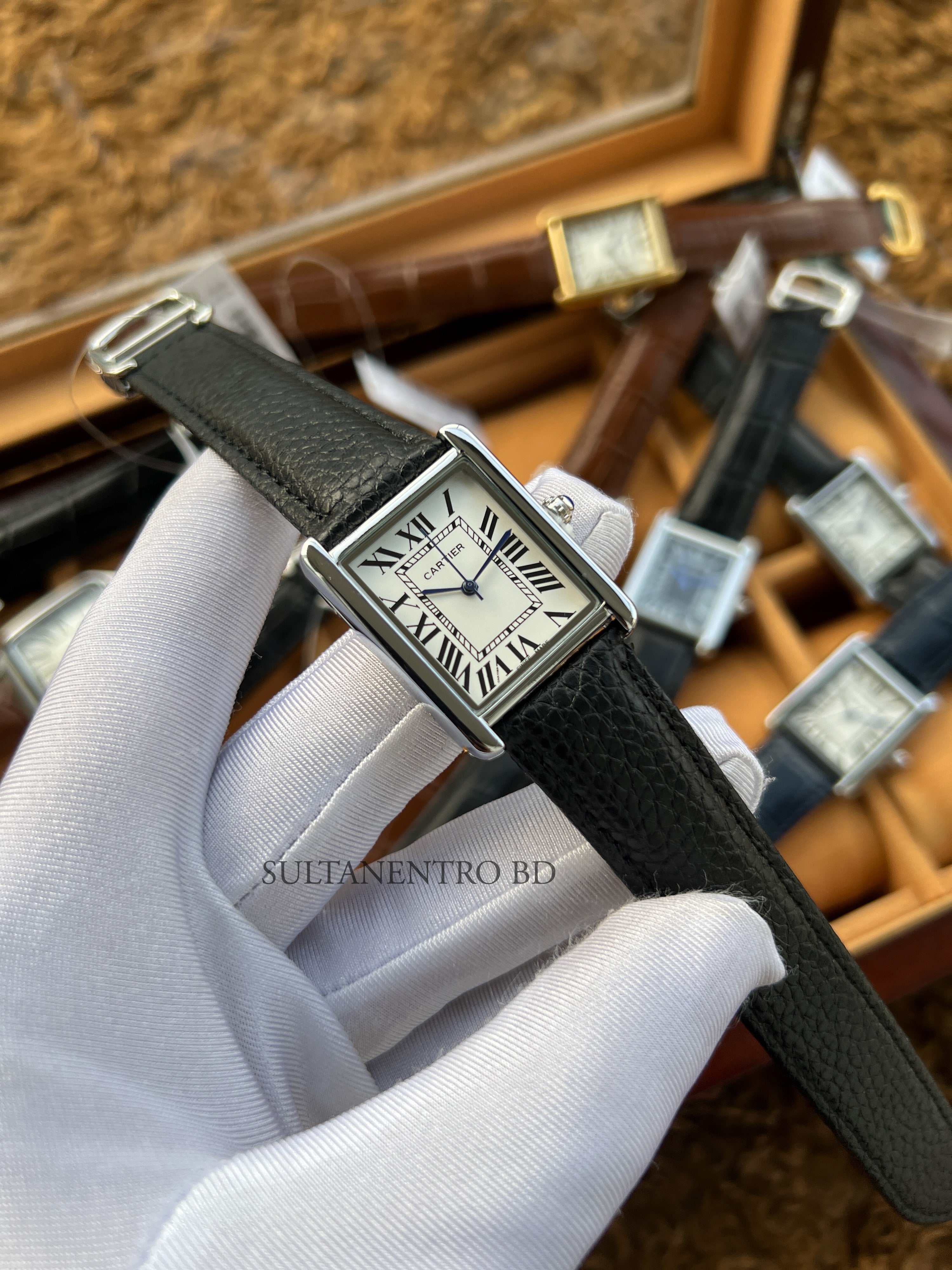 Cartier Tank (Old Money) – Quartz Movement