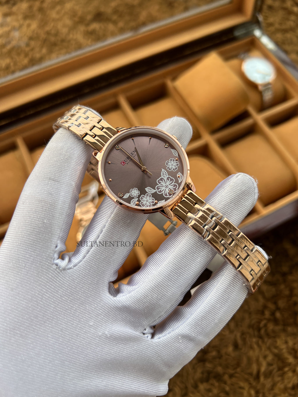 Curren (C-9068) Original Female Watch