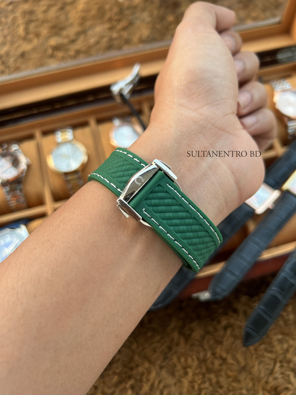 Omega Aqua Terra World Timer Watch (Sweep Movement)