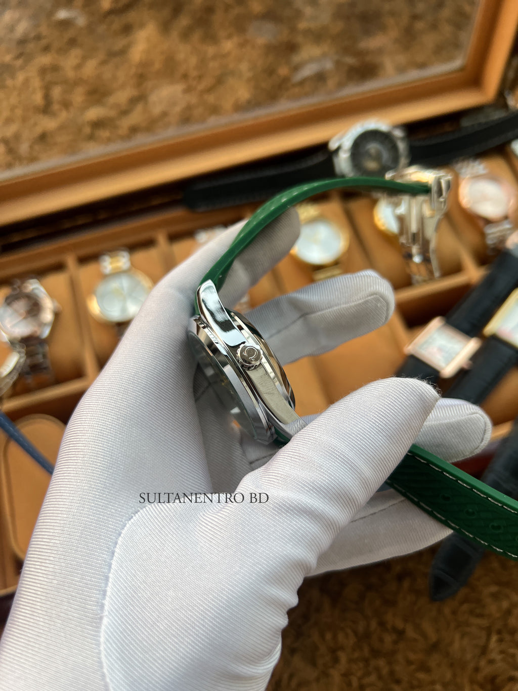 Omega Aqua Terra World Timer Watch (Sweep Movement)
