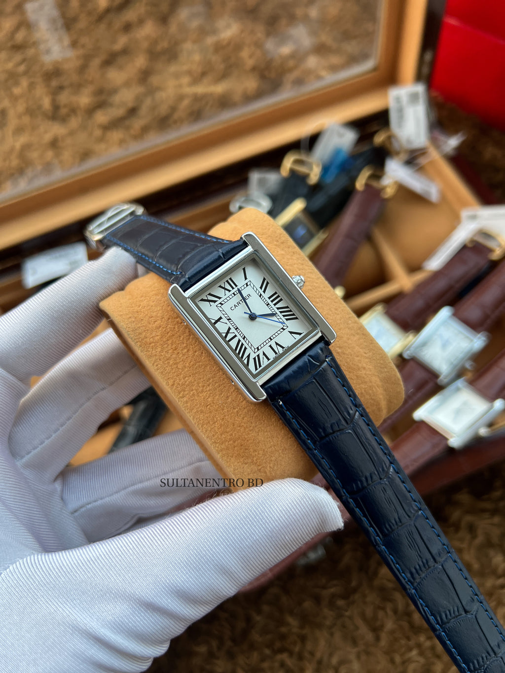 Cartier Tank (Old Money) – Quartz Movement