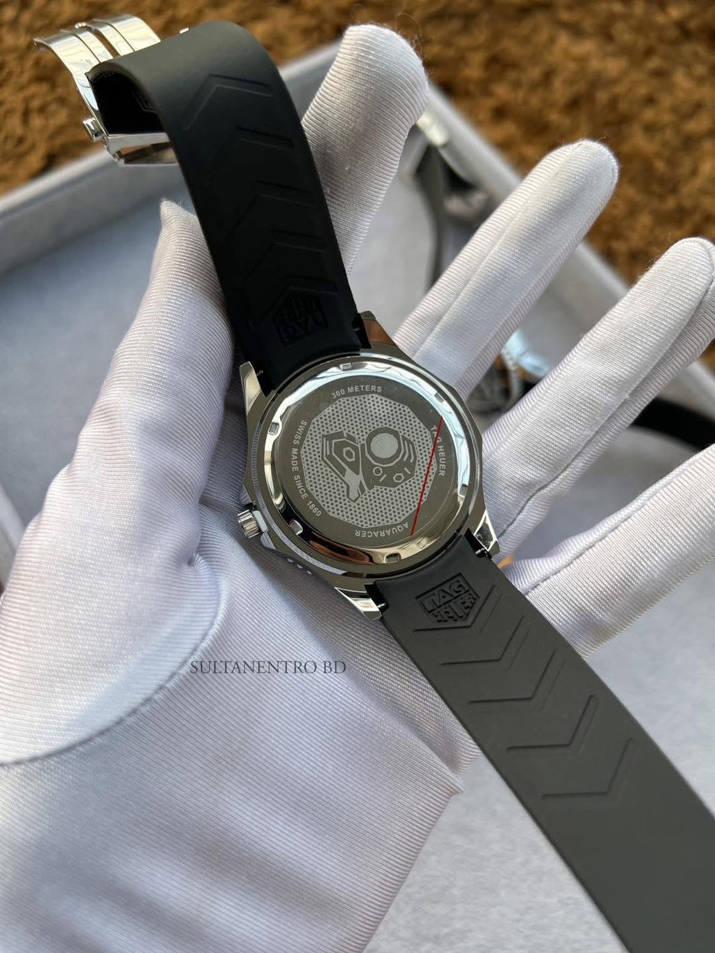 Tag Heuer Aquaracer (Sweep Movement)
