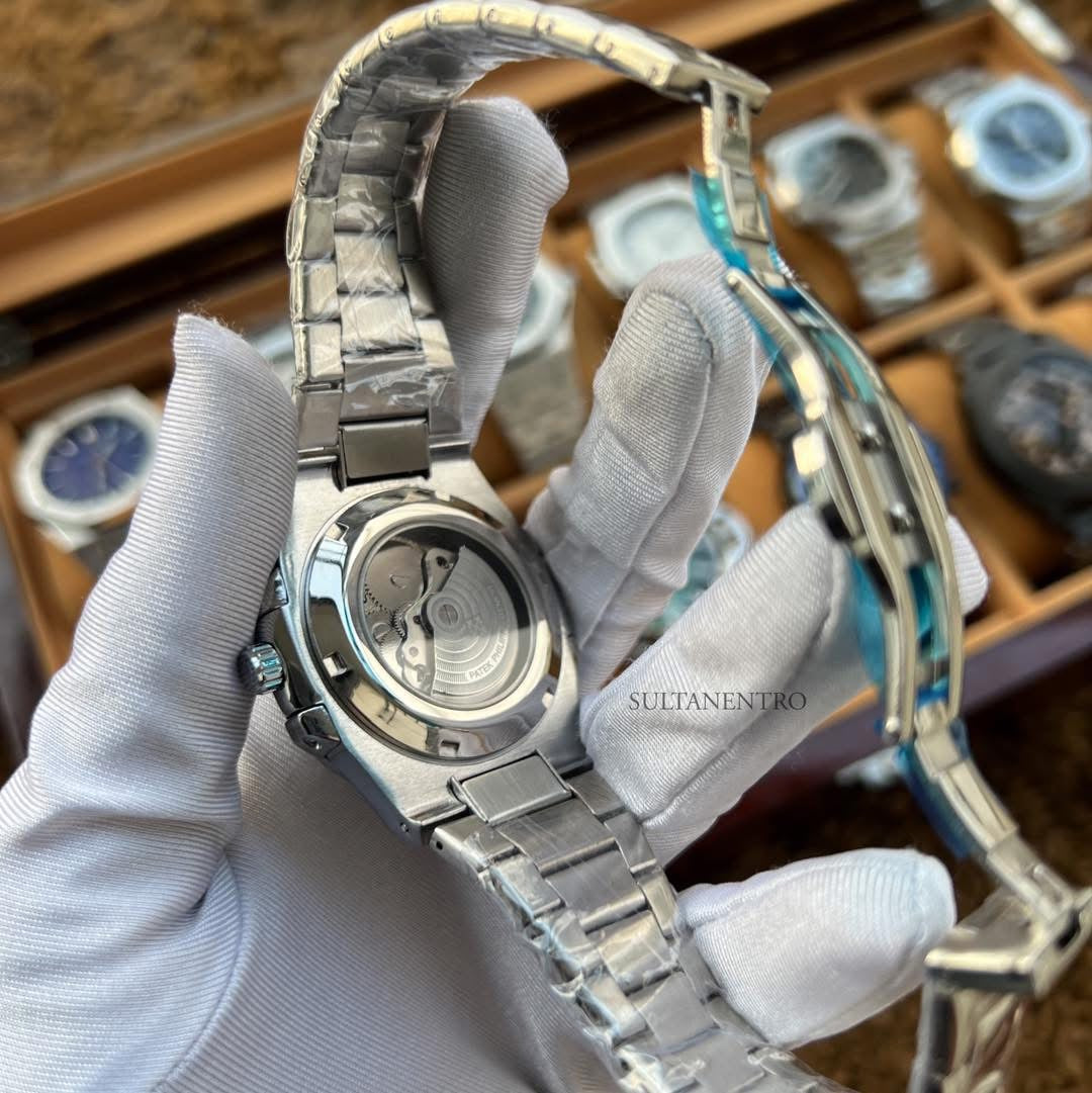 Patek Philippe Nautilus Automatic Watch