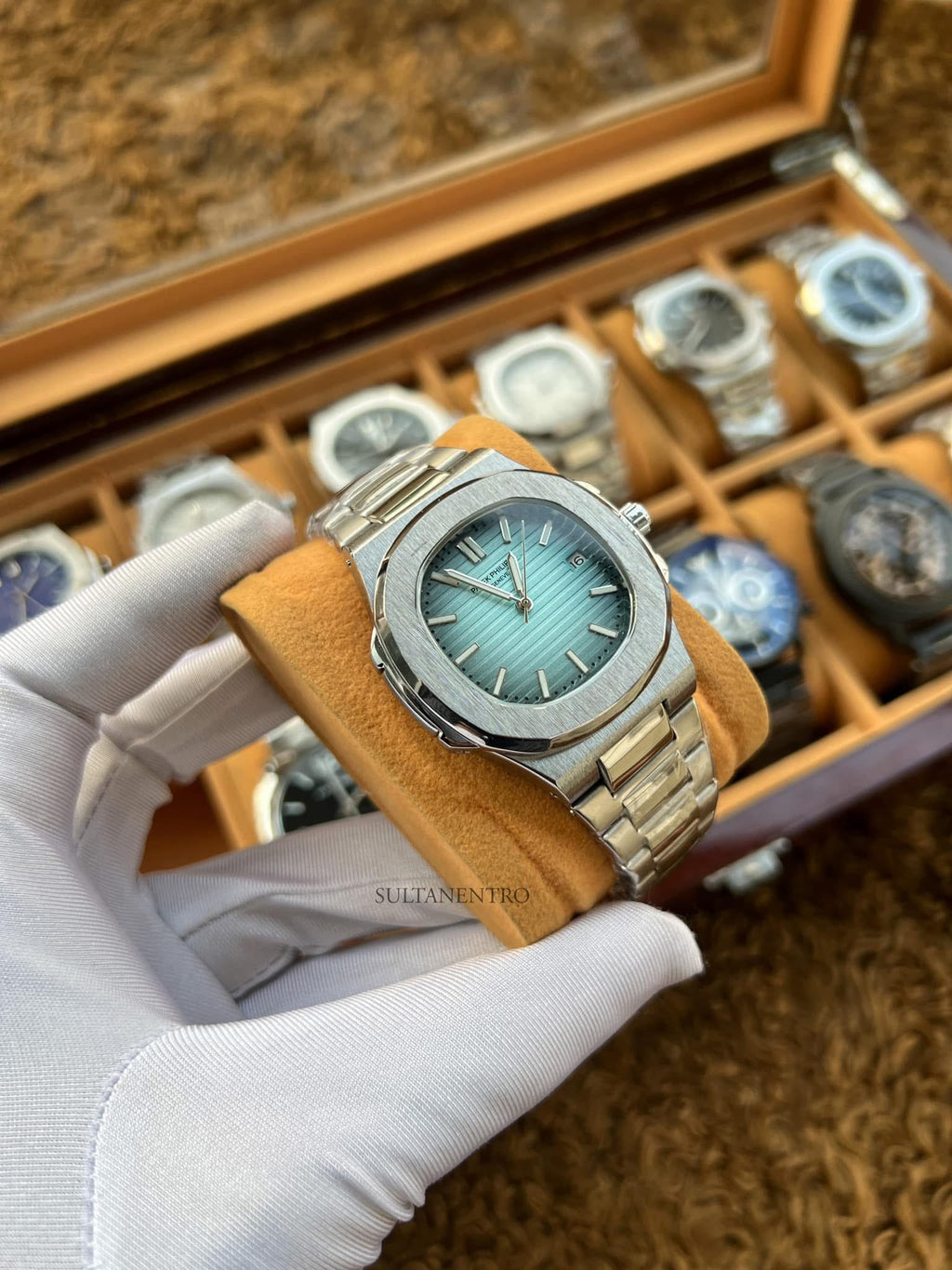 Patek Philippe Nautilus Automatic Watch